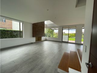 Foto 9 de Rentamos o vendemos hermosa casa en Cota !!