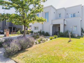 Foto 3 de Casa venta en Canton Puerto - MAROTO PROPIEDADES-