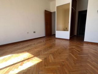 Foto 20 de EXCLUSIVO PISO DE 200 MTS, ZONA PARQUE  - Parana