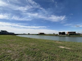 Foto 12 de Lote a la Laguna en Los Puentes - Nordelta
