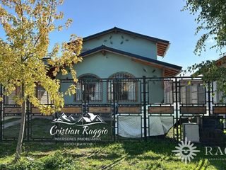 Foto 1 de Casa de 3 ambientes   monoambiente en Barrio Los Álamos, El Bolsón (FC-130)