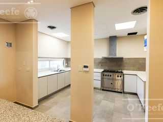Foto 42 de Exclusivo Departamento 5 Amb   3 cocheras  Premium en Bernal - Klover Plaza.