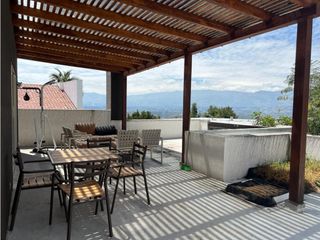 Foto 7 de Cumbayá, Casa en Renta, 600m2, 5 Habitaciones