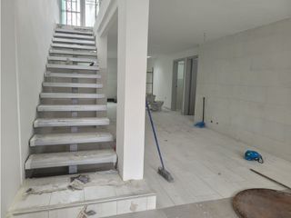 Foto 4 de La Pradera, local Comercial en Renta, 150m2, 2 Ambientes