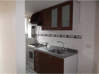 Foto 3 de SE VENDE APARTAMENTO  EN SECTOR DE ZARZAMORA CERCA DE ALAMOS NORTE