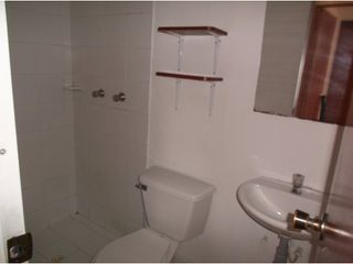 Foto 13 de SE VENDE APARTAMENTO  EN SECTOR DE ZARZAMORA CERCA DE ALAMOS NORTE