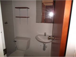 Foto 6 de SE VENDE APARTAMENTO  EN SECTOR DE ZARZAMORA CERCA DE ALAMOS NORTE