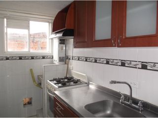 Foto 4 de SE VENDE APARTAMENTO  EN SECTOR DE ZARZAMORA CERCA DE ALAMOS NORTE