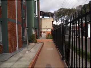 Foto 20 de SE VENDE APARTAMENTO  EN SECTOR DE ZARZAMORA CERCA DE ALAMOS NORTE