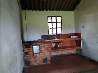 Foto 12 de ARRIENDO BODEGA - OFICINAS CERCA  A PAIPA BOYAC