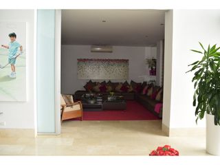 Foto 10 de SE VENDE CASA  LINDA EN LAGOS DEL CAUJARAL