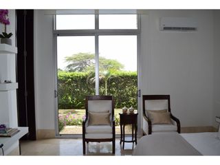 Foto 52 de SE VENDE CASA  LINDA EN LAGOS DEL CAUJARAL