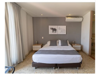 Foto 6 de Venta  de Lujoso Apartaestudio en el Centro Historico con RT.