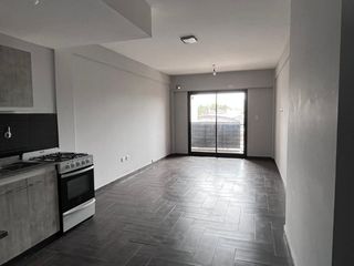 Foto 2 de Departamento en alquiler en Lanus Oeste