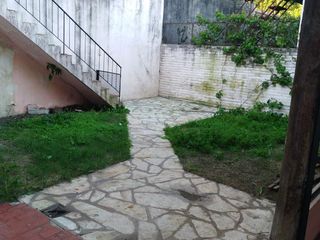 Foto 7 de Chalet en venta de 3 ambientes en Quilmes Centro