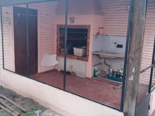 Foto 9 de Chalet en venta de 3 ambientes en Quilmes Centro