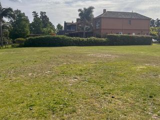 Foto 7 de Exclusivo Lote en Barrio La Isla, Nordelta - Vista a la Laguna Central