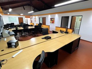 Foto 6 de Inmueble de Uso comercial  - Amplio terreno sobre Newbery