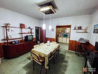 Foto 5 de Casa en venta - 3 dormitorios 1 baño - cochera - 145 mts2 - Manuel B Gonnet