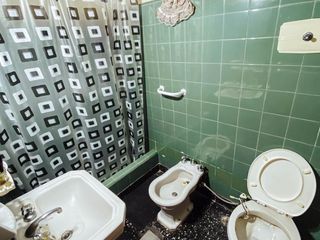 Foto 20 de Casa en venta - 3 dormitorios 1 baño - cochera - 145 mts2 - Manuel B Gonnet