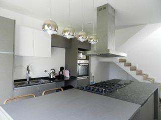 Foto 5 de VENTA, CASA, PUERTOS, BARRIO ACACIAS, LOTE AL 200, 5 AMBIENTES