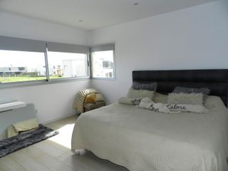 Foto 18 de VENTA, CASA, PUERTOS, BARRIO ACACIAS, LOTE AL 200, 5 AMBIENTES
