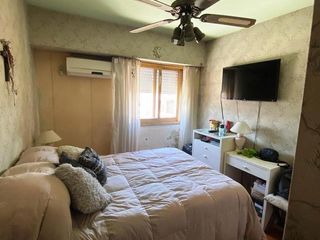 Foto 7 de Venta cuatro ambientes con cochera