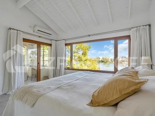 Foto 34 de Casa en venta en Santa Bárbara, Tigre, a la laguna central con excelente vista y orientación