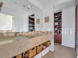Foto 38 de Casa en venta en Santa Bárbara, Tigre, a la laguna central con excelente vista y orientación