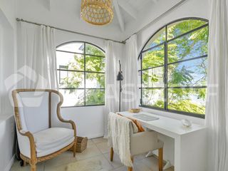 Foto 36 de Casa en venta en Santa Bárbara, Tigre, a la laguna central con excelente vista y orientación