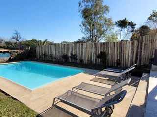 Foto 7 de Casa en venta en Santa Bárbara, Tigre, a la laguna central con excelente vista y orientación