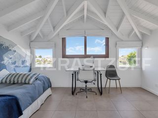 Foto 47 de Casa en venta en Santa Bárbara, Tigre, a la laguna central con excelente vista y orientación