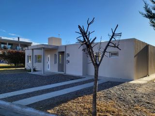 Foto 48 de Casa en  Planta Baja en el Comahue Golf Club