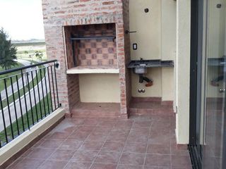 Foto 10 de Hermoso departamento en Country Principado de San Vicente - Venta con RENTA