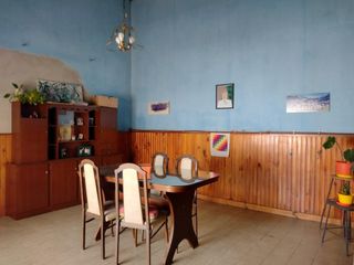 Foto 14 de Casa en venta - 4 dormitorios 1 baño 1 toilette - parrilla jardin - 315 mts2 - Las Flores