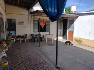 Foto 24 de Casa en venta - 4 dormitorios 1 baño 1 toilette - parrilla jardin - 315 mts2 - Las Flores
