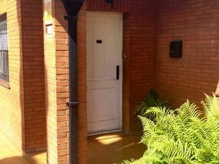 Foto 3 de Casa - Banfield Oeste