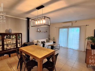 Foto 1 de Casa en venta 4 ambientes -  Alta vista