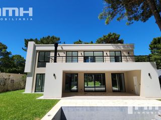 Foto 22 de Casa en  Venta Zona Norte Pinamar Categórica en Venta