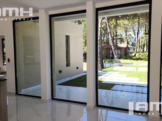 Foto 16 de Casa en  Venta Zona Norte Pinamar Categórica en Venta