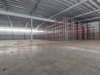 Foto 1 de Alquiler - Depósito 8000m2 - Gral. Pacheco - 2.200 posiciones de racks instaladas