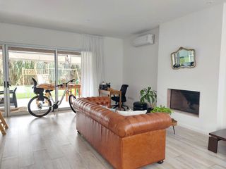 Foto 1 de Casa en venta en Barrio Barbarita, Tigre.