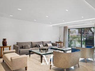 Foto 4 de Casa moderna en Belgrano R con pileta y gimnasio