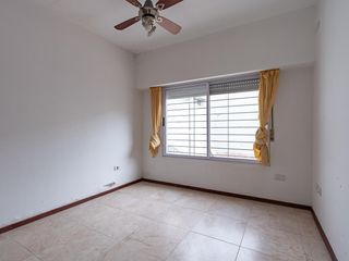 Foto 20 de Casa en Venta en Funes. 10 ambientes.