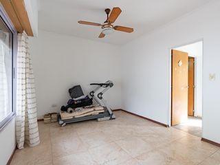 Foto 31 de Casa en Venta en Funes. 10 ambientes.