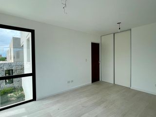 Foto 34 de Casa en Venta en Canton al Golf - Canton Golf - vista al lago