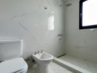 Foto 43 de Casa en Venta en Canton al Golf - Canton Golf - vista al lago