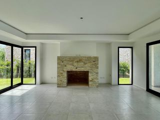 Foto 12 de Casa en Venta en Canton al Golf - Canton Golf - vista al lago