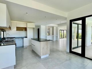 Foto 13 de Casa en Venta en Canton al Golf - Canton Golf - vista al lago