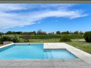 Foto 30 de Casa en Venta en Canton al Golf - Canton Golf - vista al lago
